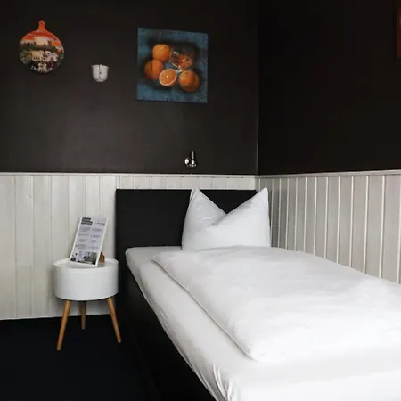 - Erfurt 3* Wandersleben